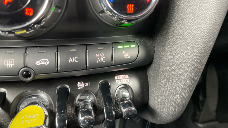 MINI Hatchback 135kW Cooper S Level 2 33kWh 3dr Auto Electric Hatchback